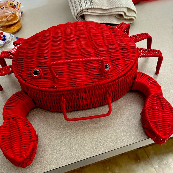 Beutiful Rattan red crab . Handmade purse. - Picture 1 of 1